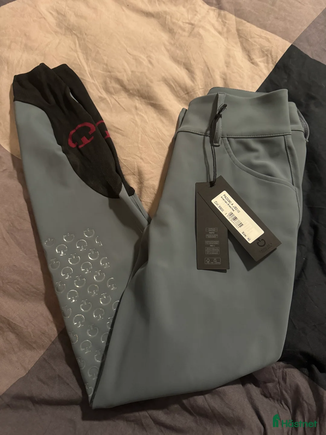 Ridbyxor ryttarutrustning till salu: Oanvända Cavalleria Toscana ridbyxor  i Lövestad - Annons 1