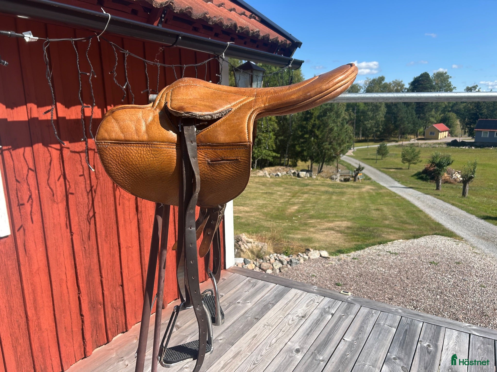 Sadlar hästutrustning till salu: Jockey sadel - Annons 1