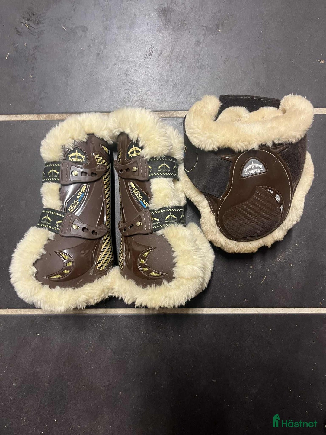 Benskydd hästutrustning till salu: Superfina Veredus! i Höllviken - Annons 1