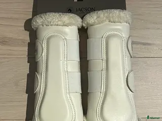 Benskydd hästutrustning Helt nya strykkappor i Lund - Annons 4