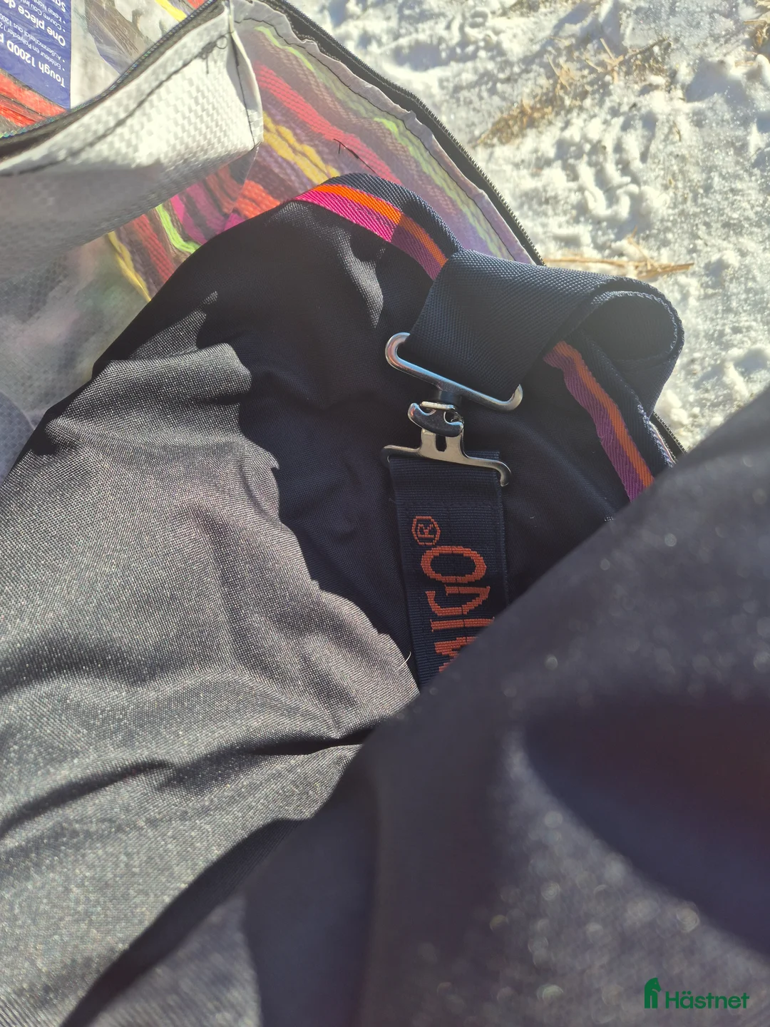 Täcken hästutrustning till salu: Horseware Amigo Hero 200 gr 140 cm, NYTT - Annons 4