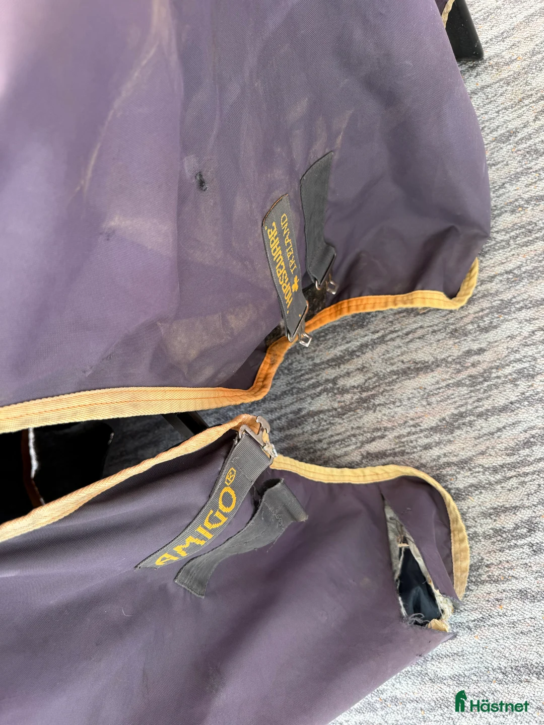 Täcken hästutrustning till salu: Sadelkammar rensning / hästtäcken stl 145 i Linköping - Annons 10