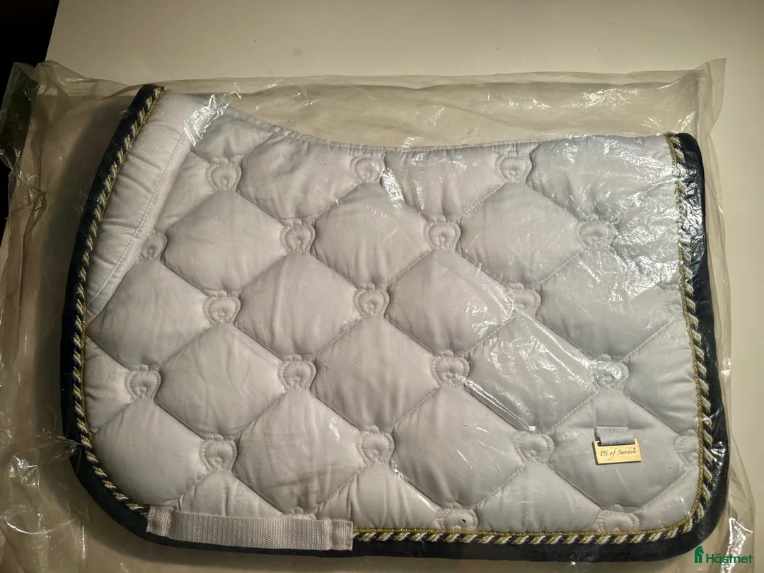 Schabrak & Vojlockar hästutrustning till salu: PS of Sweden schabrak  - Annons 9