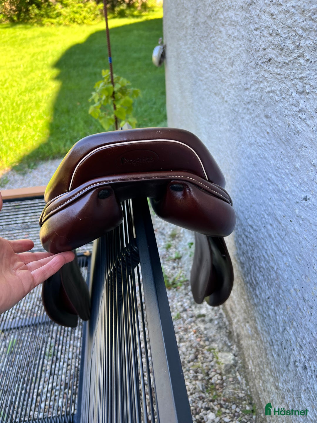 Sadlar hästutrustning till salu: Prestige Versailles  i Visby - Annons 3