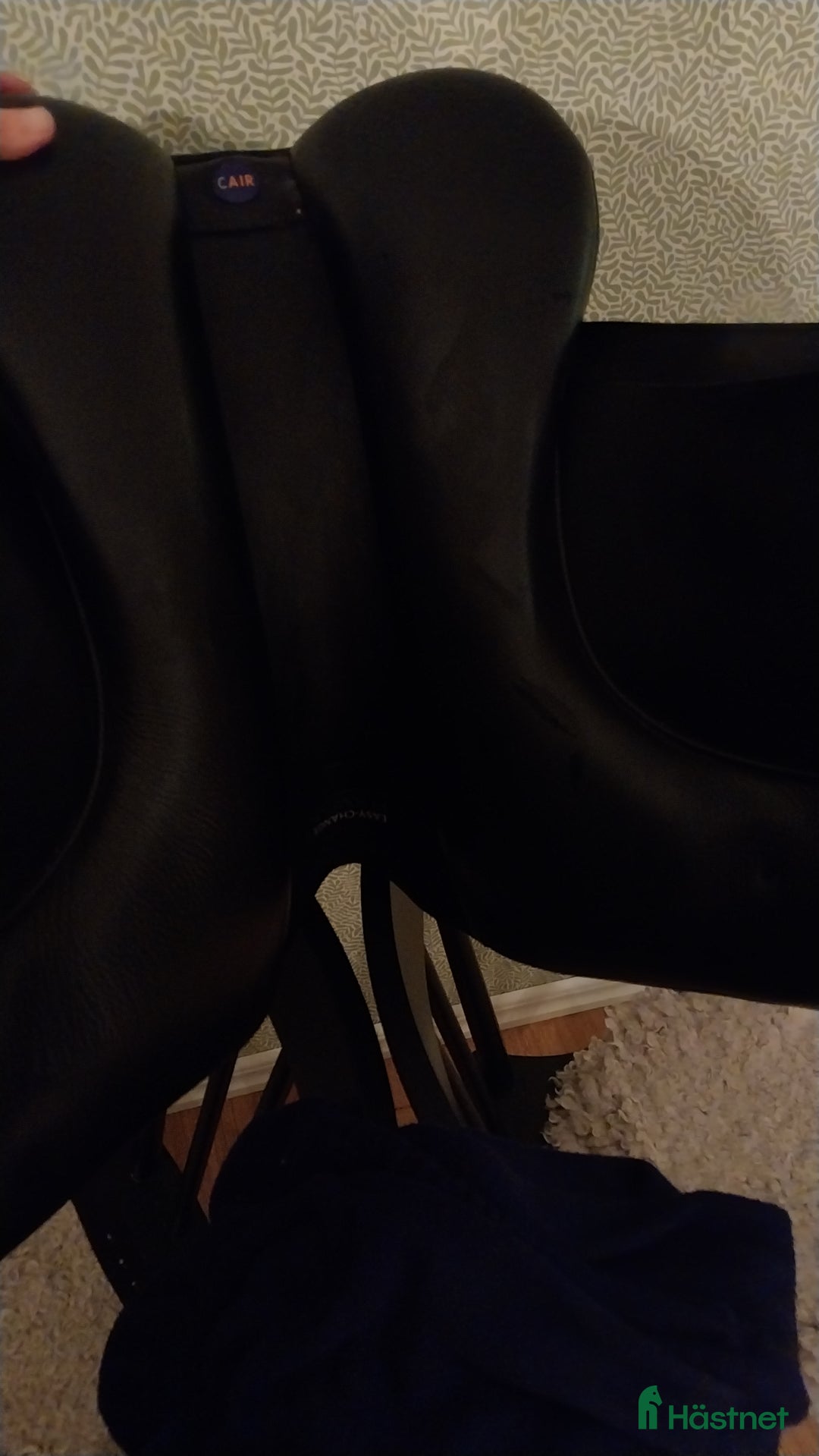 Sadlar hästutrustning till salu: Välskött Bates Dressyr sadel i Jönköping - Annons 5