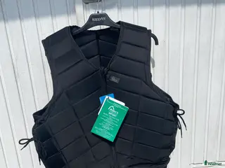 Säkerhetsvästar ryttarutrustning till salu: Rider’s Company säkerhetsväst i Asarum - Annons 10