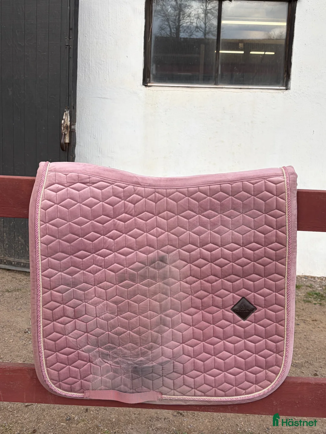 Schabrak & Vojlockar hästutrustning till salu: Kentucky Velvet Schabrak - Annons 1