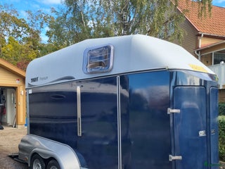 Hästtransporter fordon & transport till salu: Thule Premium -08 i Ronneby - Annons 1