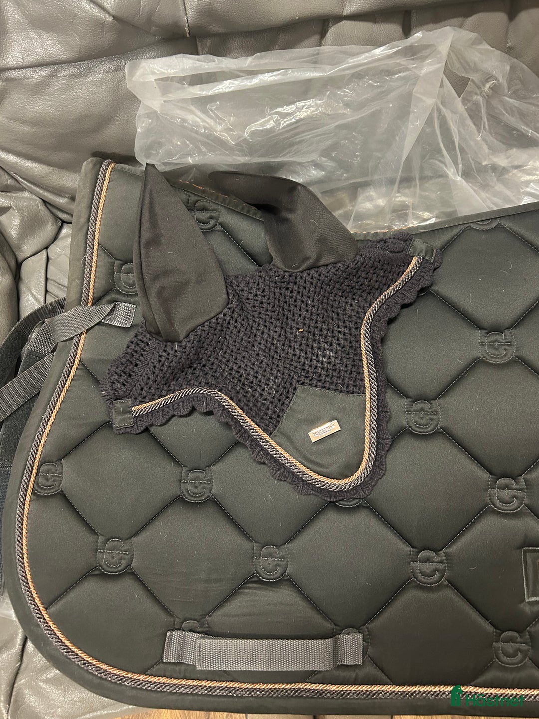 Schabrak & Vojlockar hästutrustning till salu: Equestrian Stockholm set i Landvetter - Annons 1