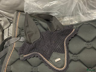 Schabrak & Vojlockar hästutrustning till salu: Equestrian Stockholm set i Landvetter - Annons 3