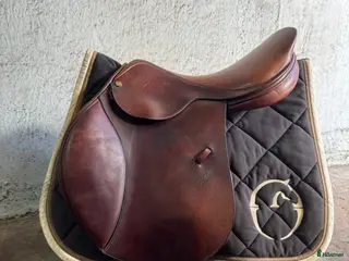 Sadlar hästutrustning Zaldi Star i Storvreta - Annons 1