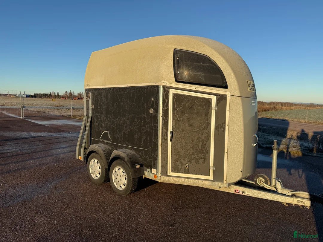 Hästtransporter  fordon & transport till salu: Böckmann DUO R - Momsad! i Borlänge - Annons 2