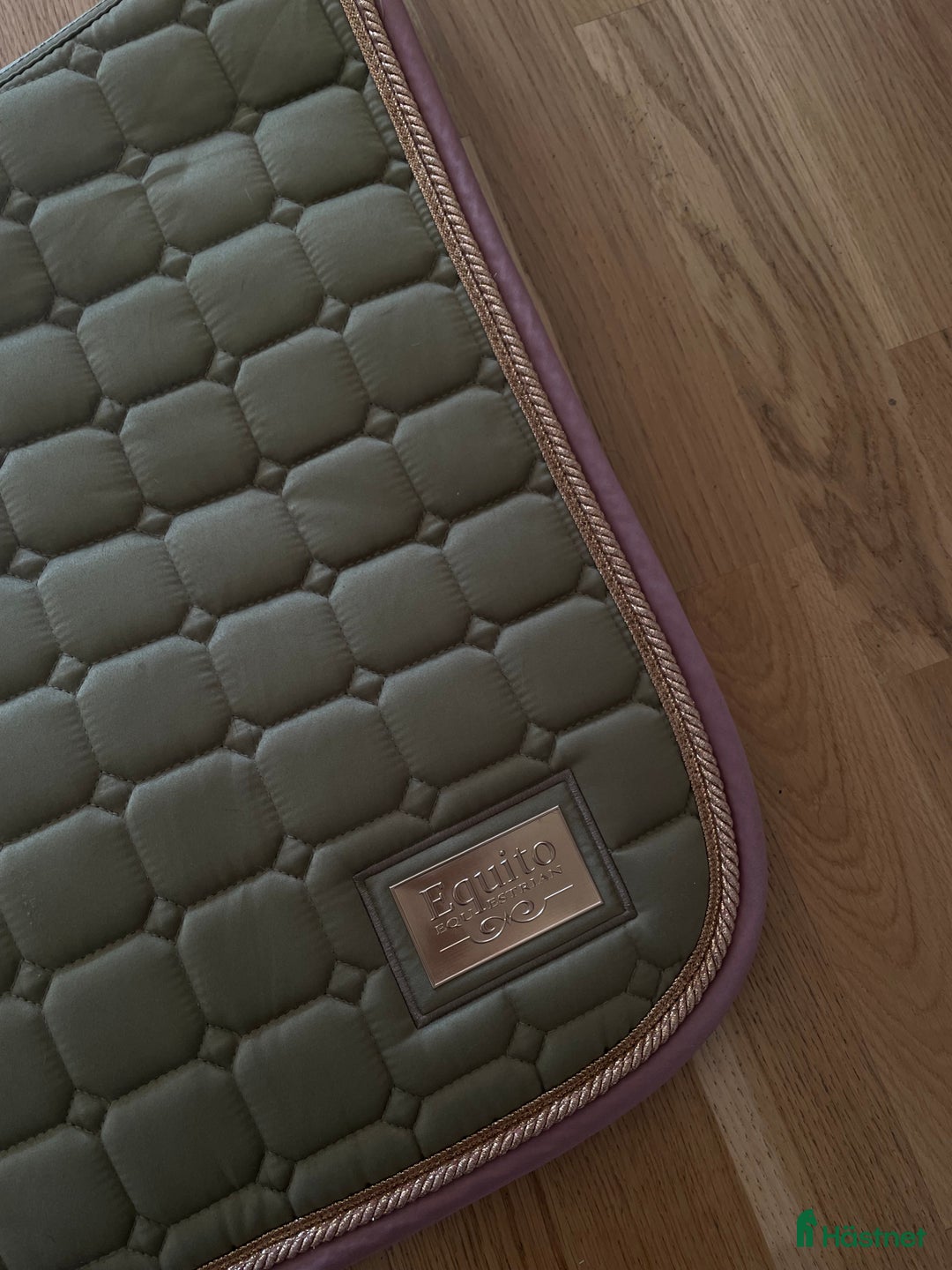 Schabrak & Vojlockar hästutrustning till salu: Equito schabrak i Knivsta - Annons 1