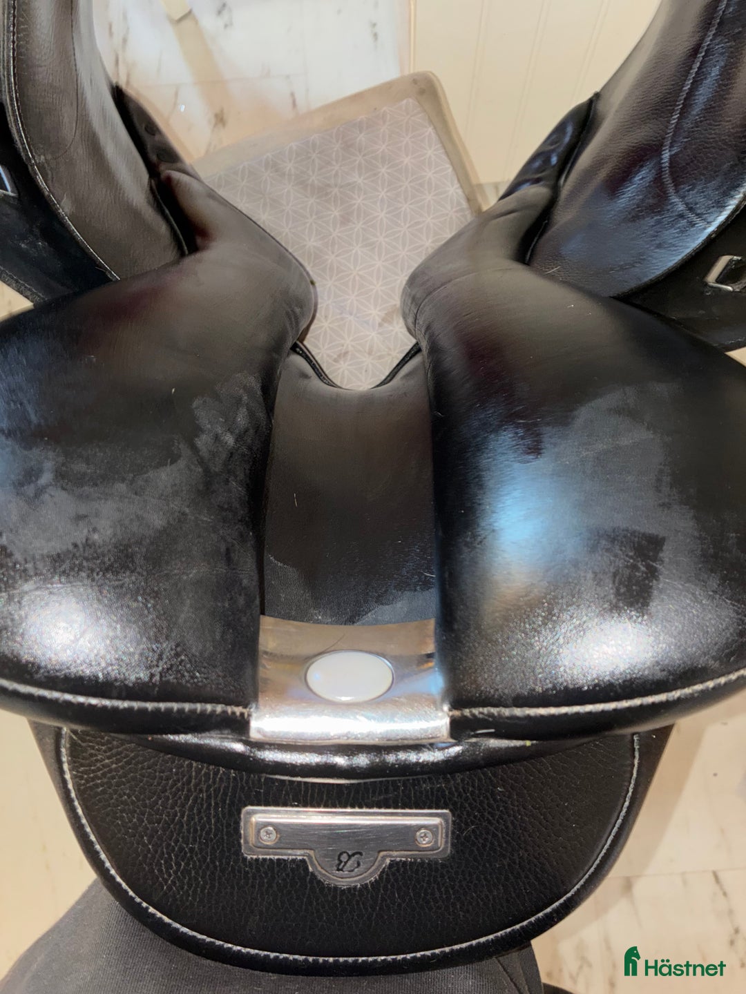 Sadlar hästutrustning till salu: Fin Bates hoppsadel  - Annons 3