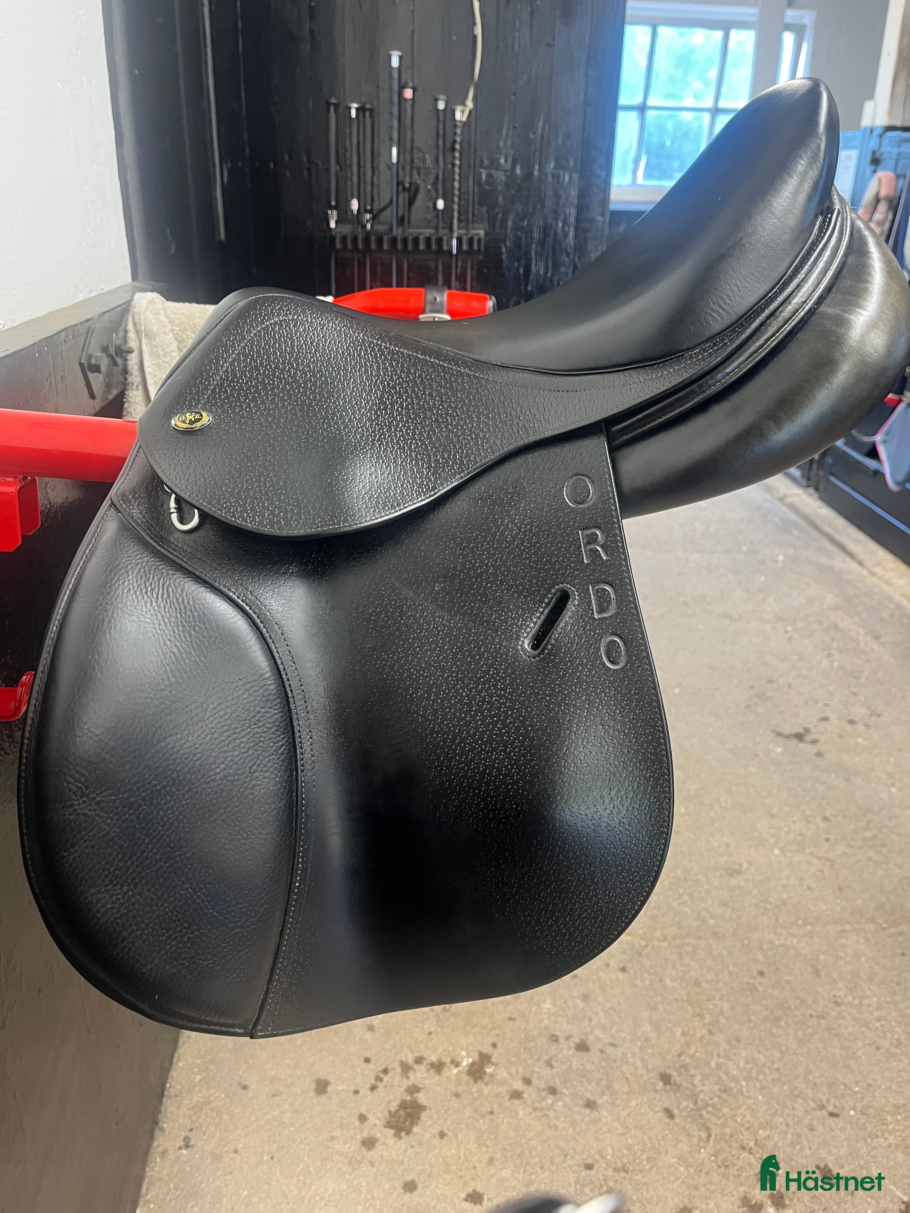 Sadlar hästutrustning till salu: Superfin Hoppsadel för de mindre ryttarna i Grödinge - Annons 9