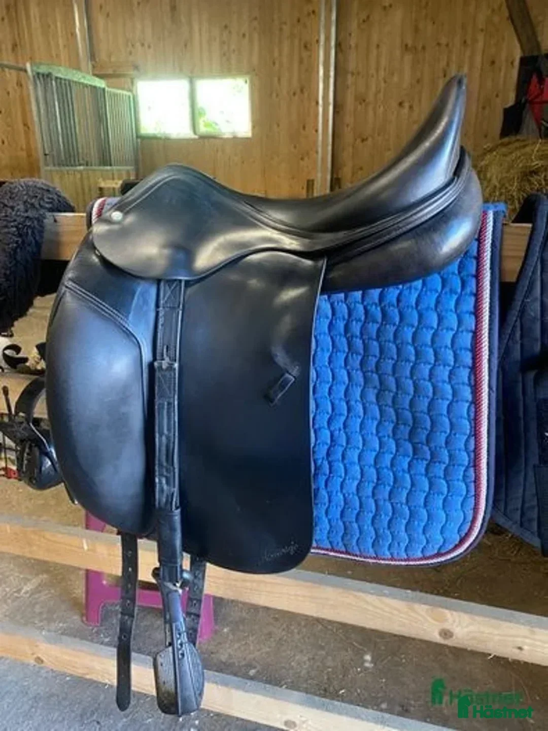 Sadlar hästutrustning till salu: Fin Amerigo Classic dressyrsadel i Ängelholm - Annons 2
