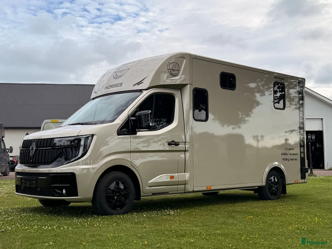 Hästlastbilar  fordon & transport till salu: Horsepartner Equimax C1 – 5-sits - Annons 7