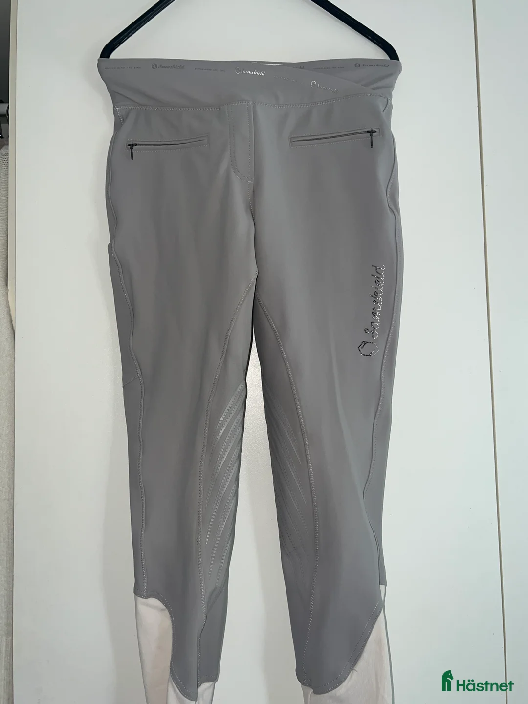 Ridbyxor ryttarutrustning till salu: Ljusgråa Samshield ridbyxor - Annons 1