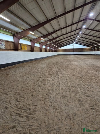 stallplats i Vallentuna - Annons 14