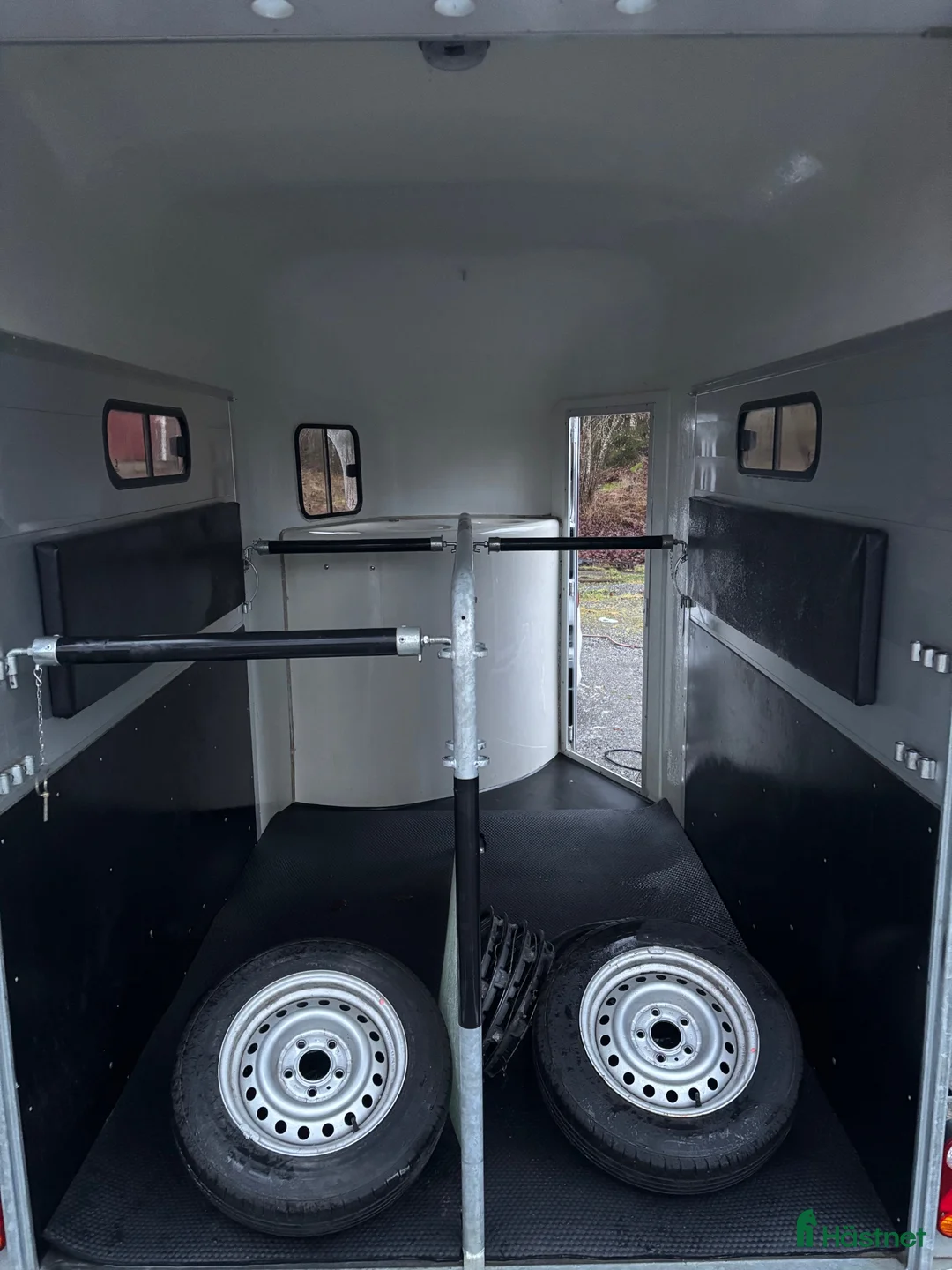 Hästtransporter  fordon & transport till salu: Cheval Gold 3 2020 i Tungelsta - Annons 2