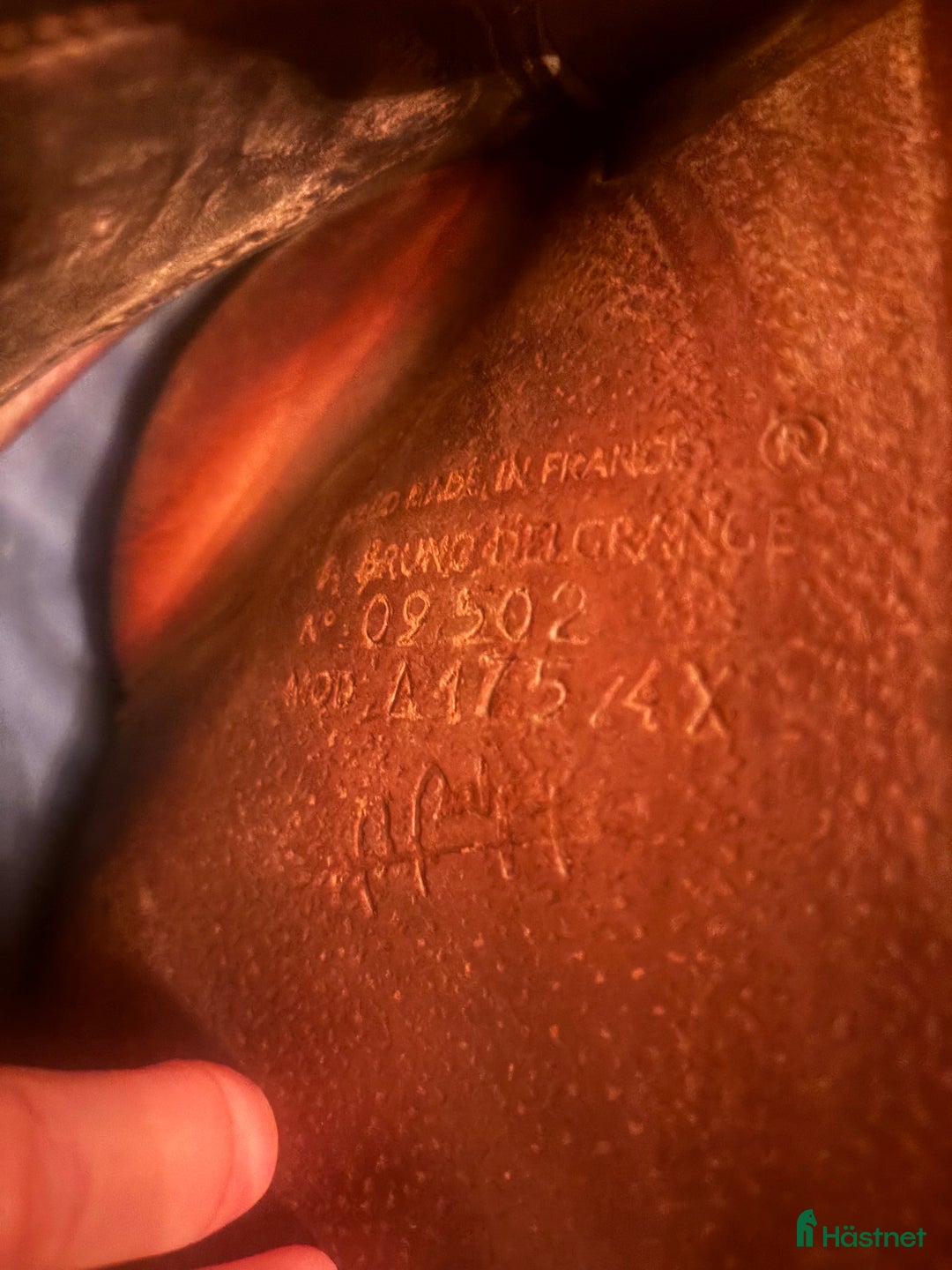 Sadlar hästutrustning till salu: Bruno Delgrange hoppsadel i Nybro - Annons 6