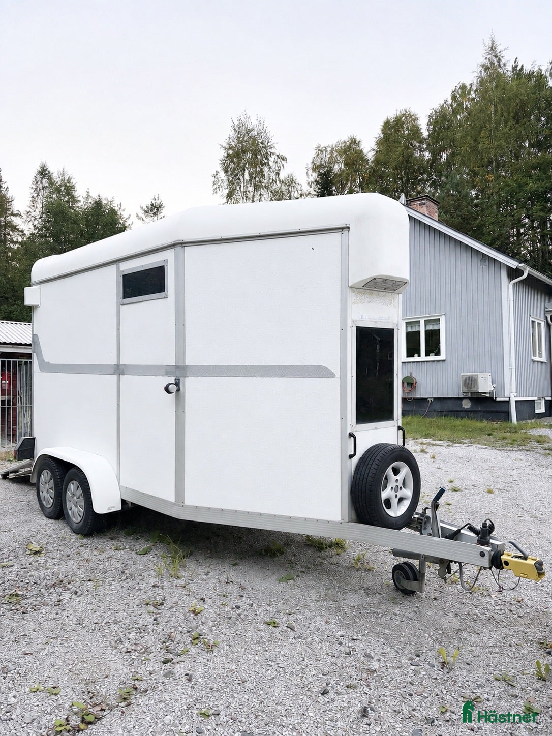Hästtransporter  fordon & transport till salu: Umesläp säljes  - Annons 1