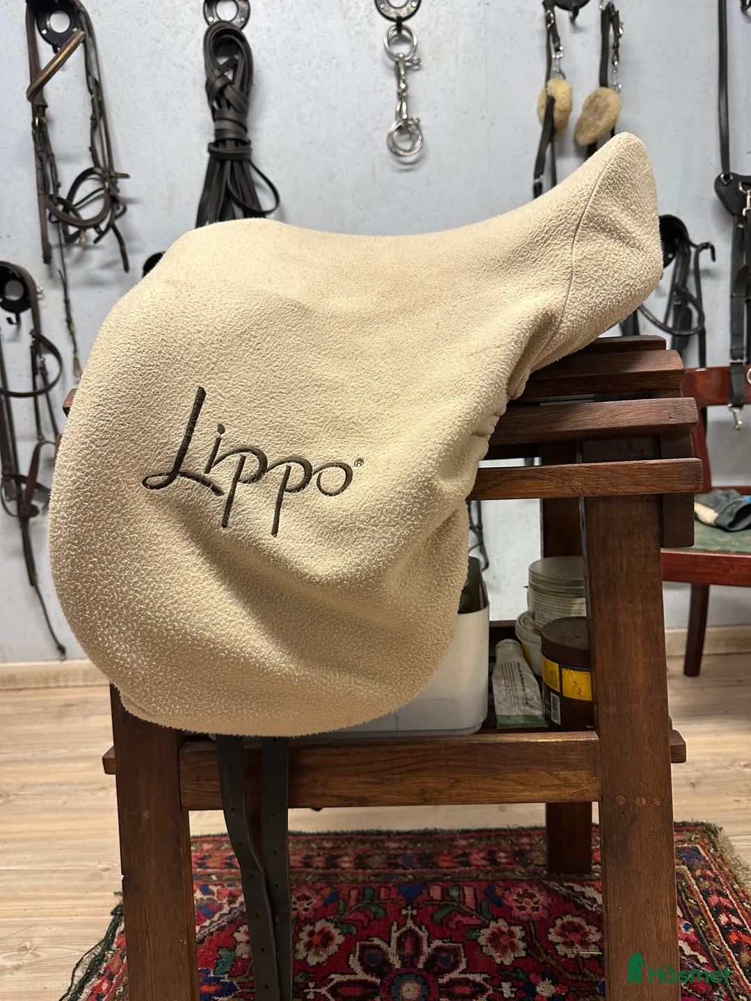 Sadlar hästutrustning till salu: Lippo Azzario 17,5 i Trollhättan - Annons 5