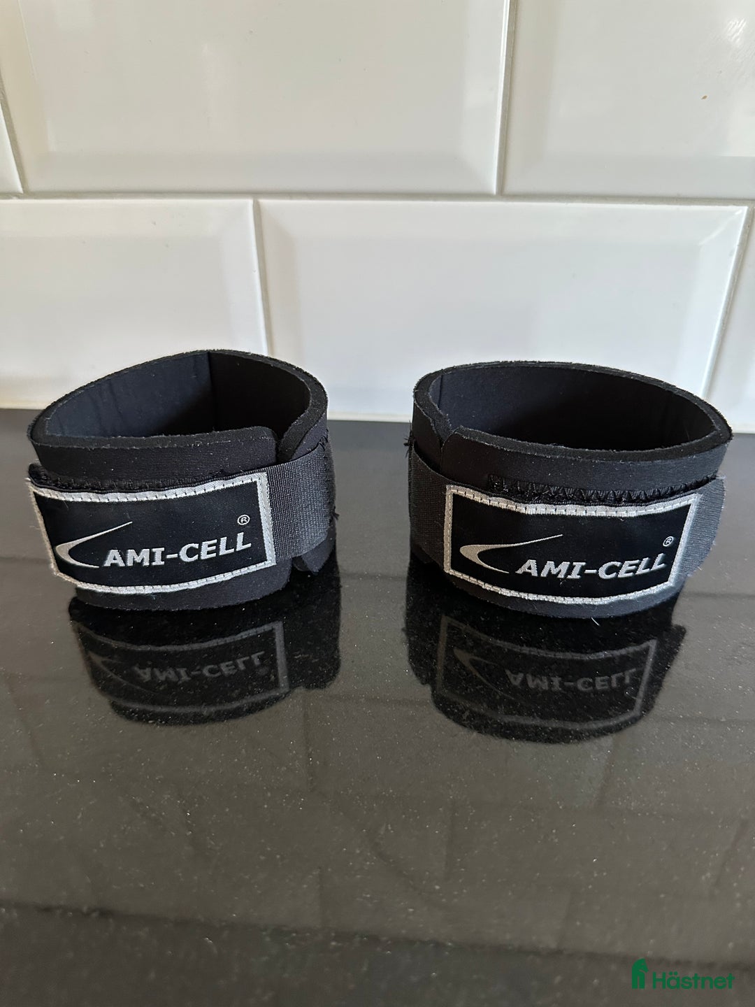 Benskydd hästutrustning till salu: Karledsskydd  i Söderköping - Annons 1