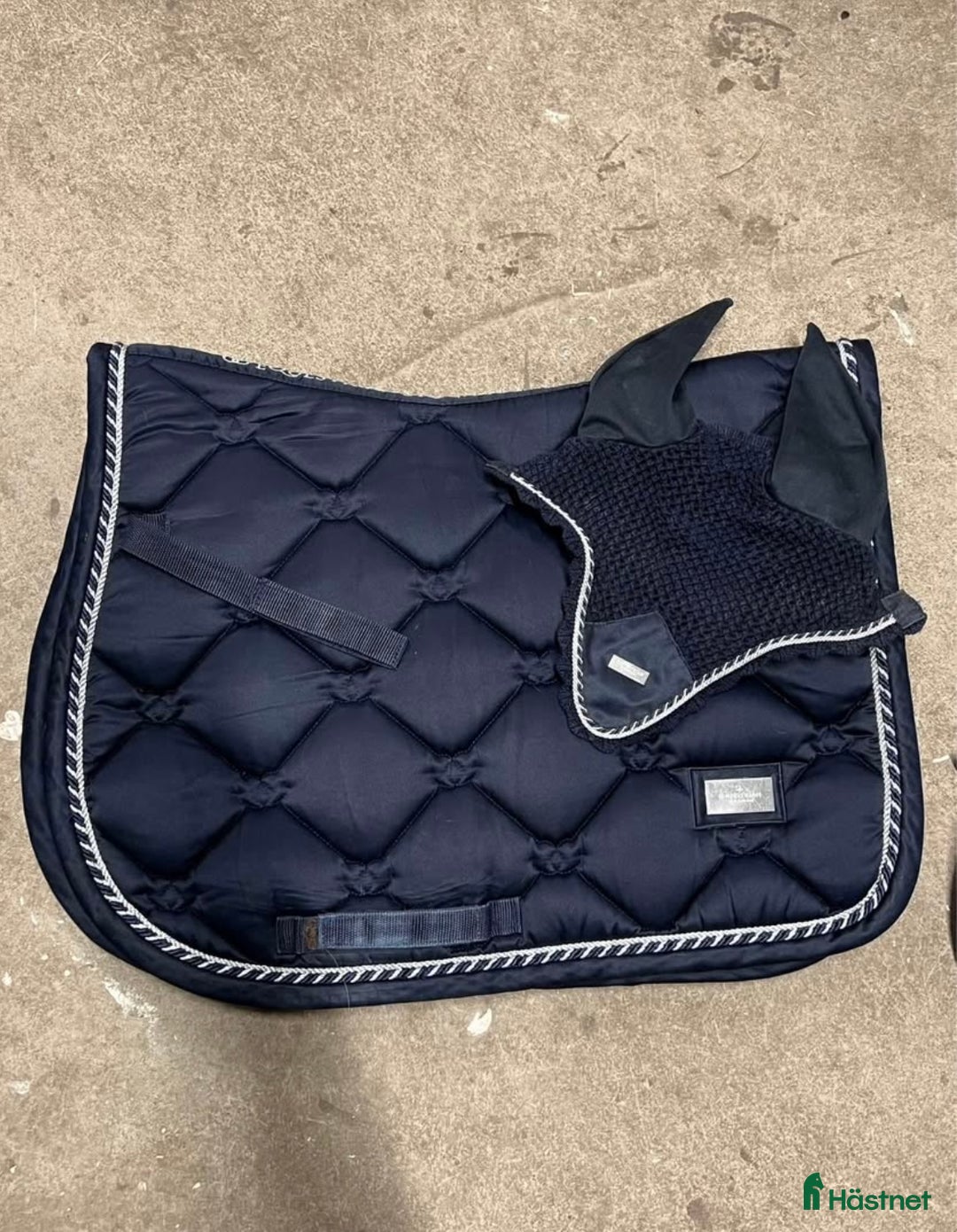 Schabrak & Vojlockar hästutrustning till salu: Equestrian Stockholm schabrak + huva i Hörby - Bild 5