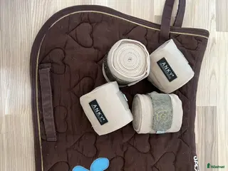 Schabrak & Vojlockar hästutrustning Ponny schabrak med 4 olika färger oanvända lindor i Vellinge - Annons 16