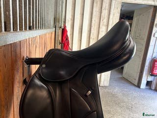 Sadlar hästutrustning till salu: Equipe Ek Evo 17,5” karbonbom i Kungsbacka - Annons 18