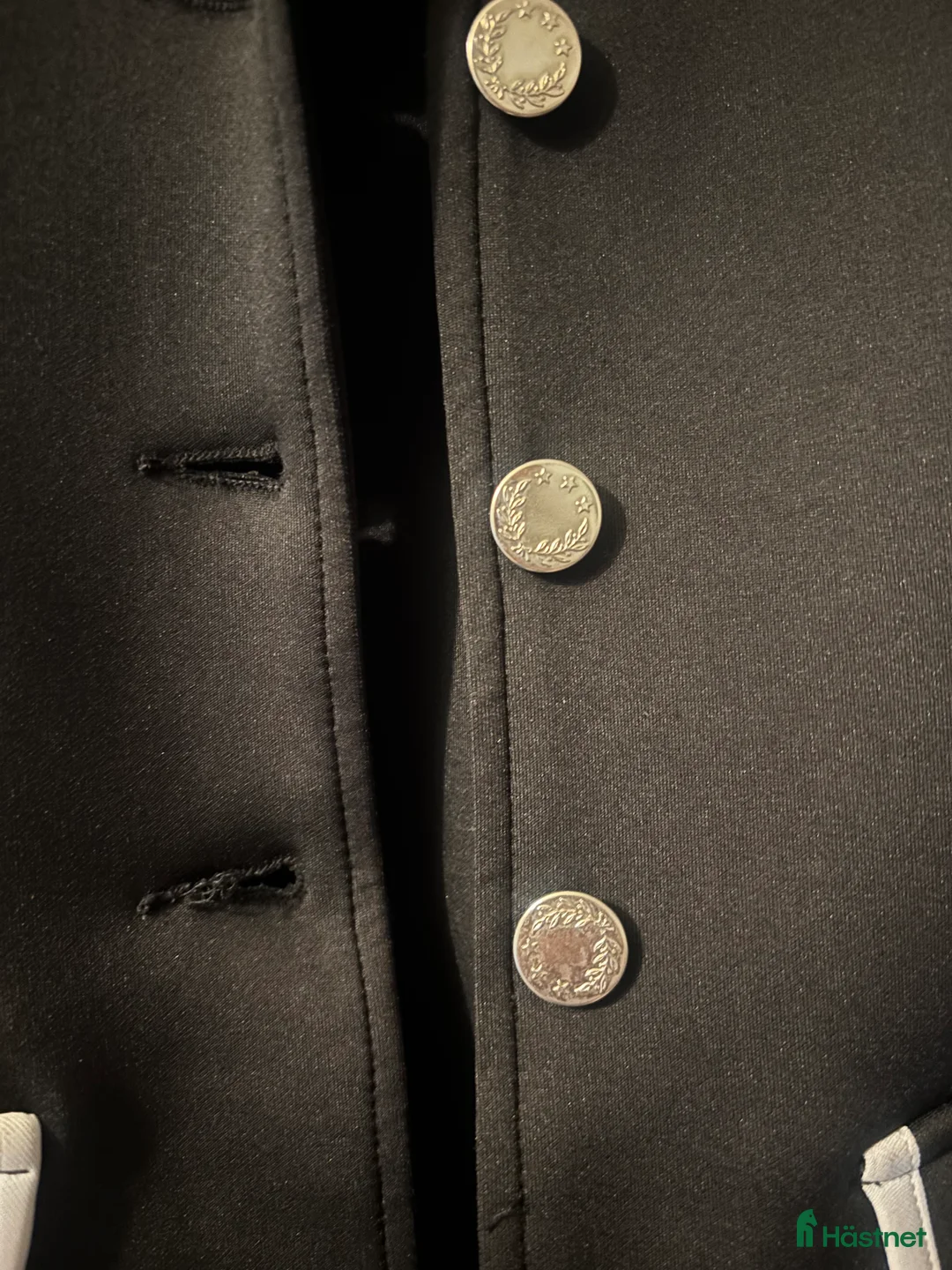 Jackor & Kavajer ryttarutrustning till salu: CRW Kavaj i Uddevalla - Annons 3