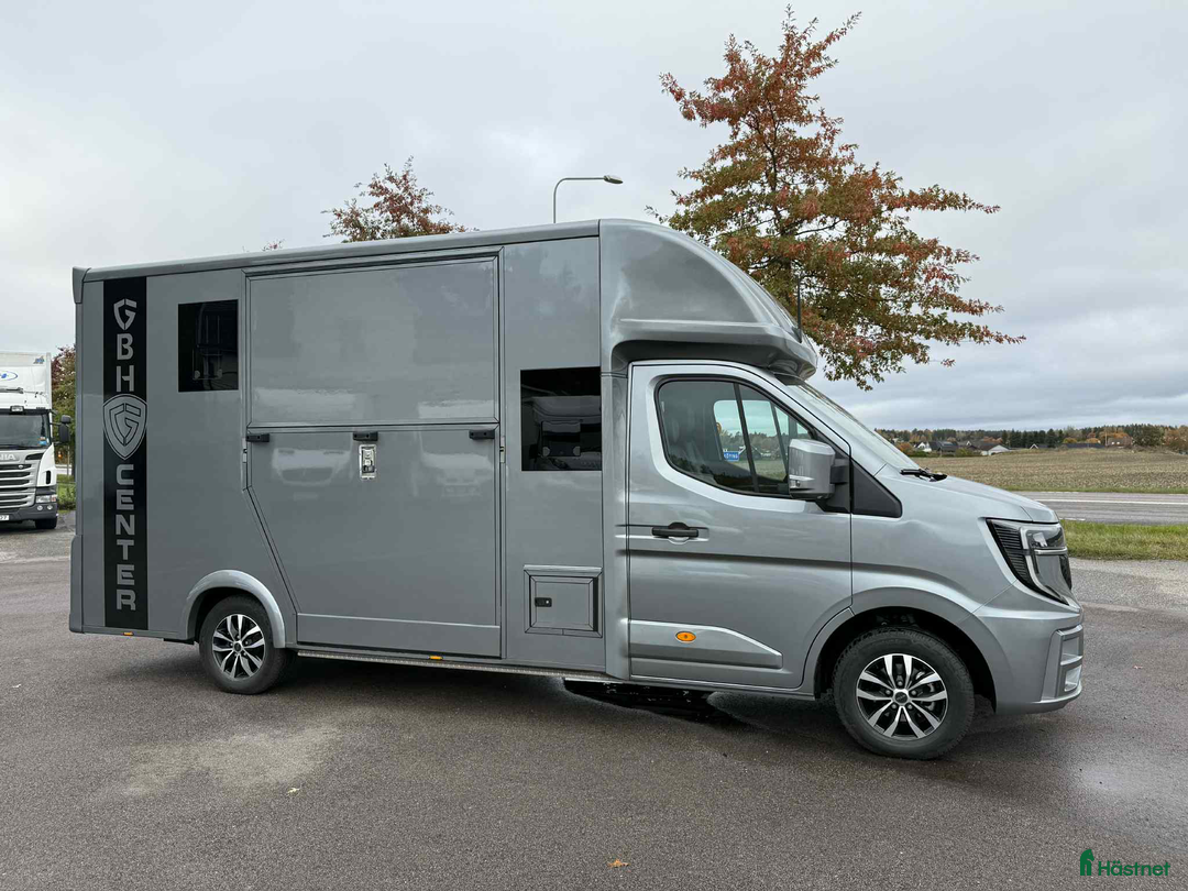 Hästlastbilar  fordon & transport till salu: NORDIC HORSE 5 STUTERI *HÖG LASTVIKT* i Köping - Annons 2