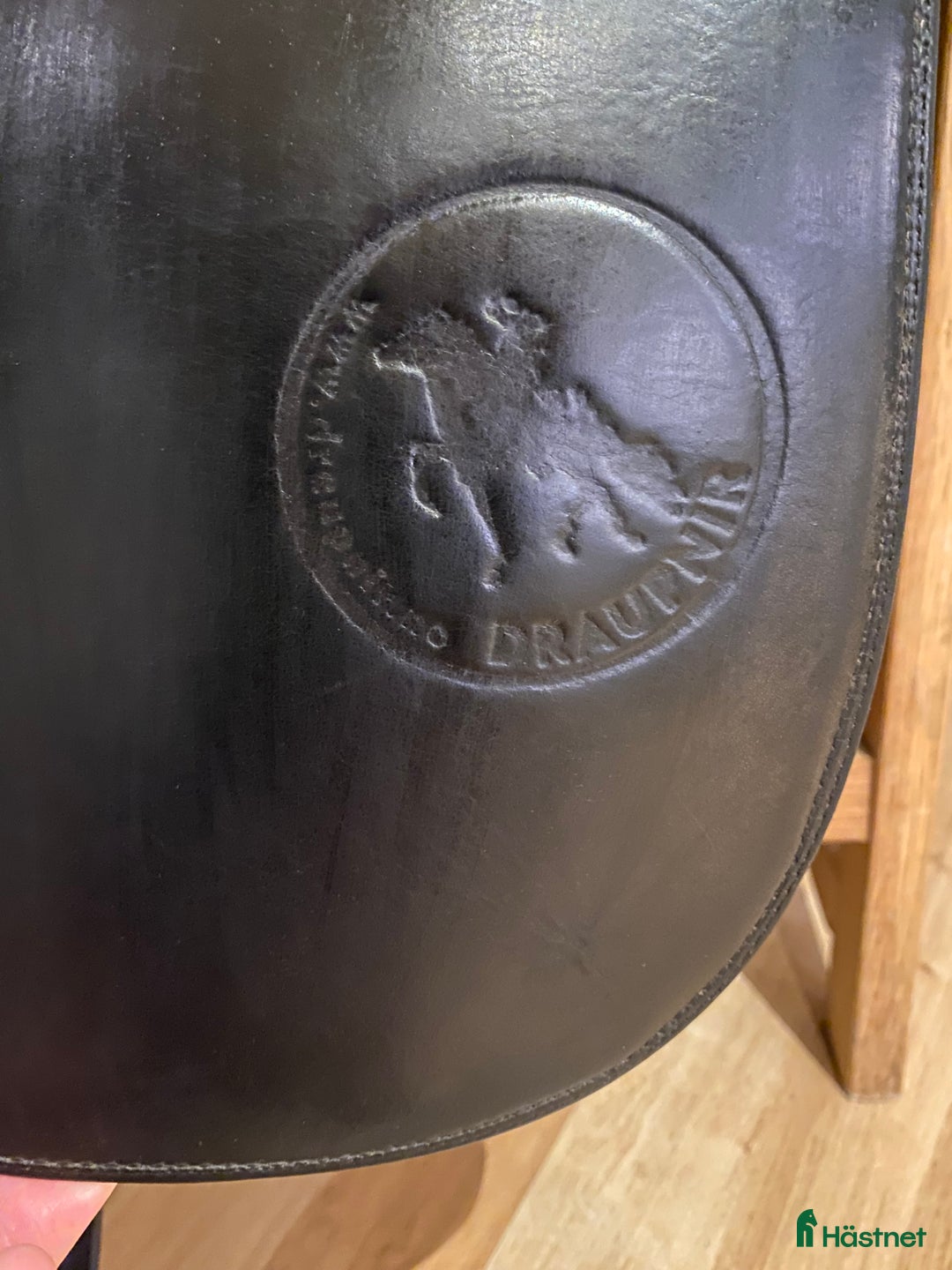 Sadlar hästutrustning till salu: Draupnir 17,5 i fint skick  i Motala - Annons 6