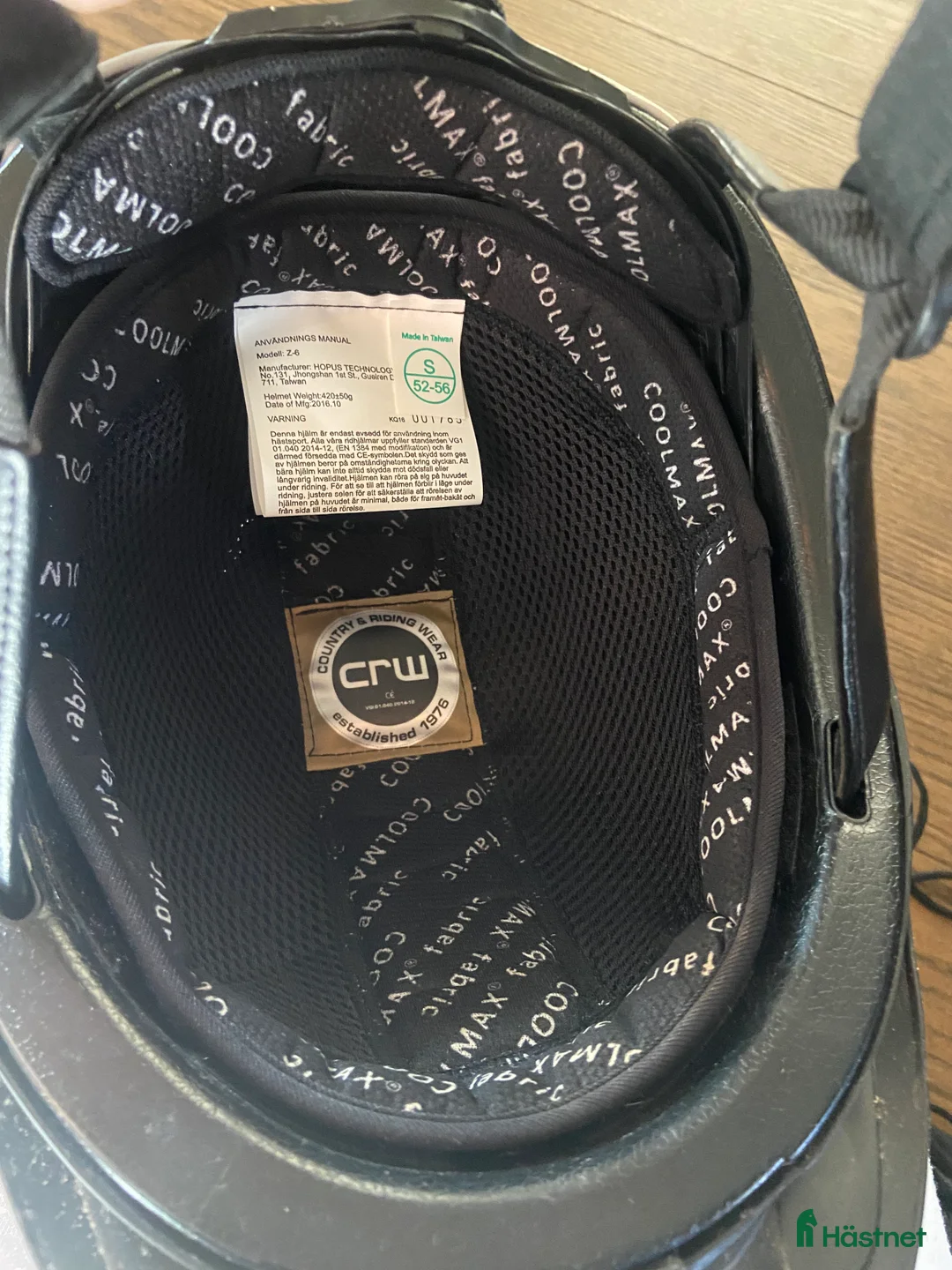 Hjälmar ryttarutrustning till salu: Ridhjälm i bra skick i Varberg - Annons 4
