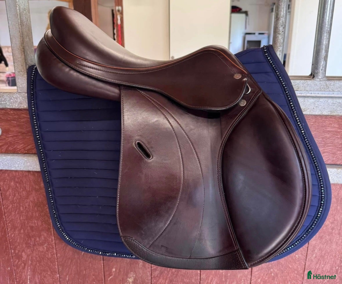 Sadlar hästutrustning Equipe Expression 16,5’ - Annons 3