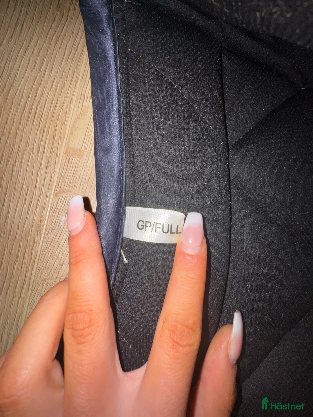 Schabrak & Vojlockar hästutrustning till salu: Fint schabrak i Malmköping - Annons 4