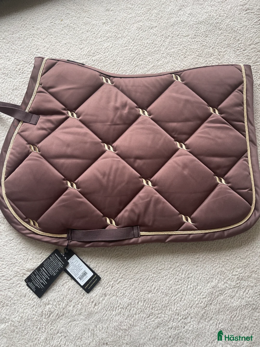 Schabrak & Vojlockar hästutrustning till salu: Back on track schabrak i full  - Annons 1