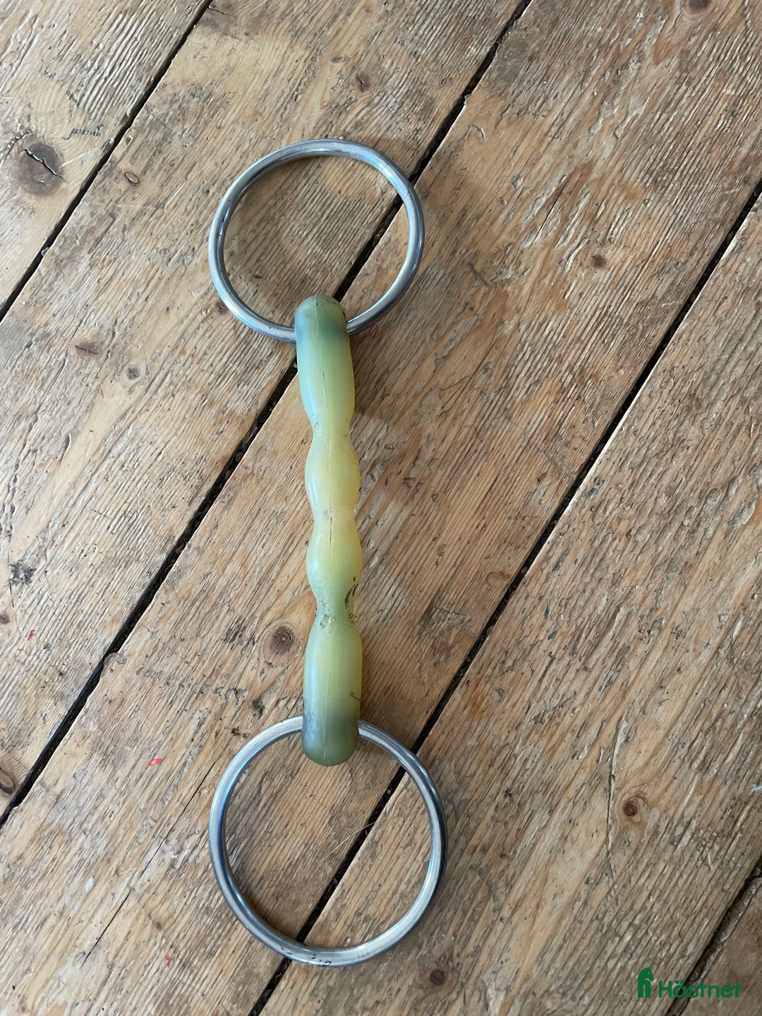 Bett hästutrustning till salu: Gummi bett till salu!  i Bollebygd - Annons 1