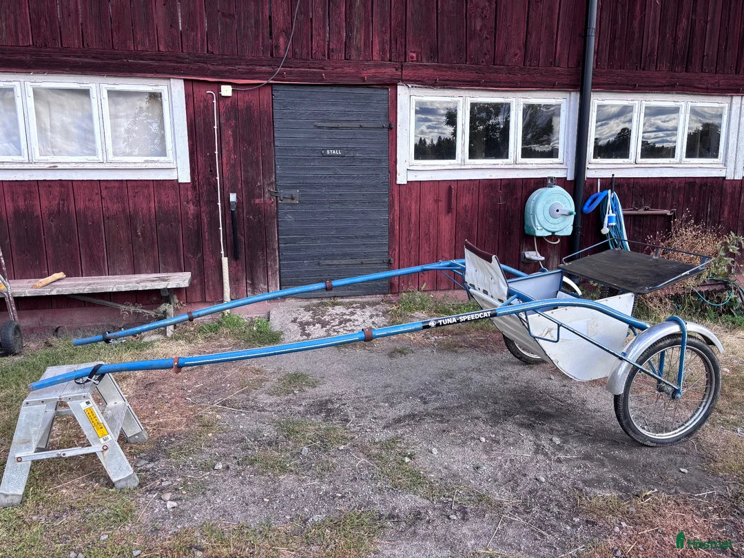 Körsulkys körning till salu: Rockard med sulky sits, däckel och förbygel - Annons 1