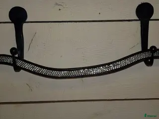 Träns hästutrustning Pannband med blingbling i Nora - Annons 16