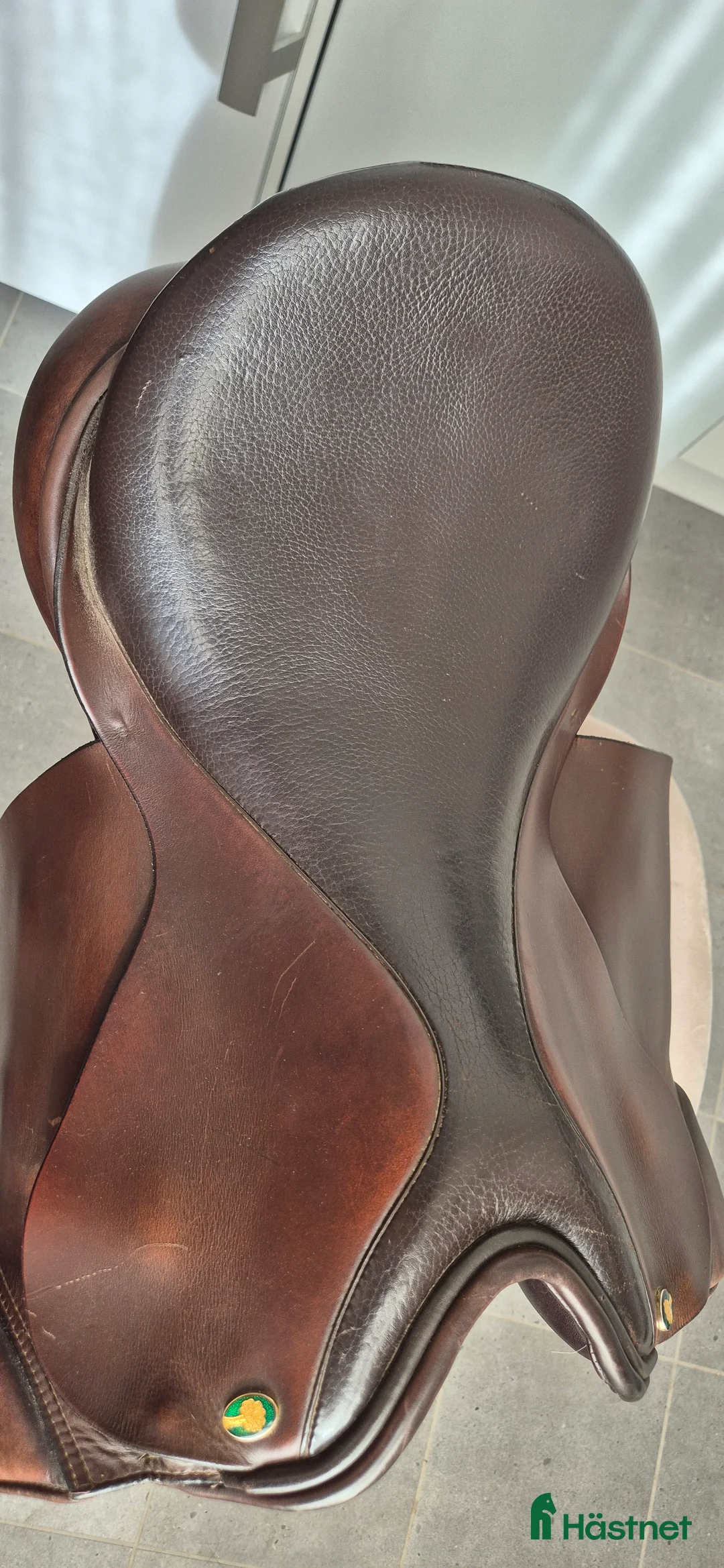 Sadlar hästutrustning till salu: Dressyrsadel 18tum  i Anderslöv - Annons 4