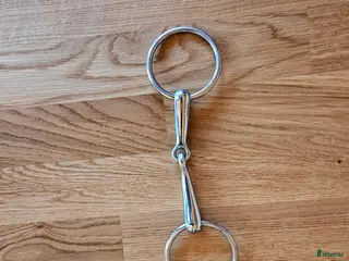 Bett hästutrustning Tvådelat bett i Karlsborg - Annons 4