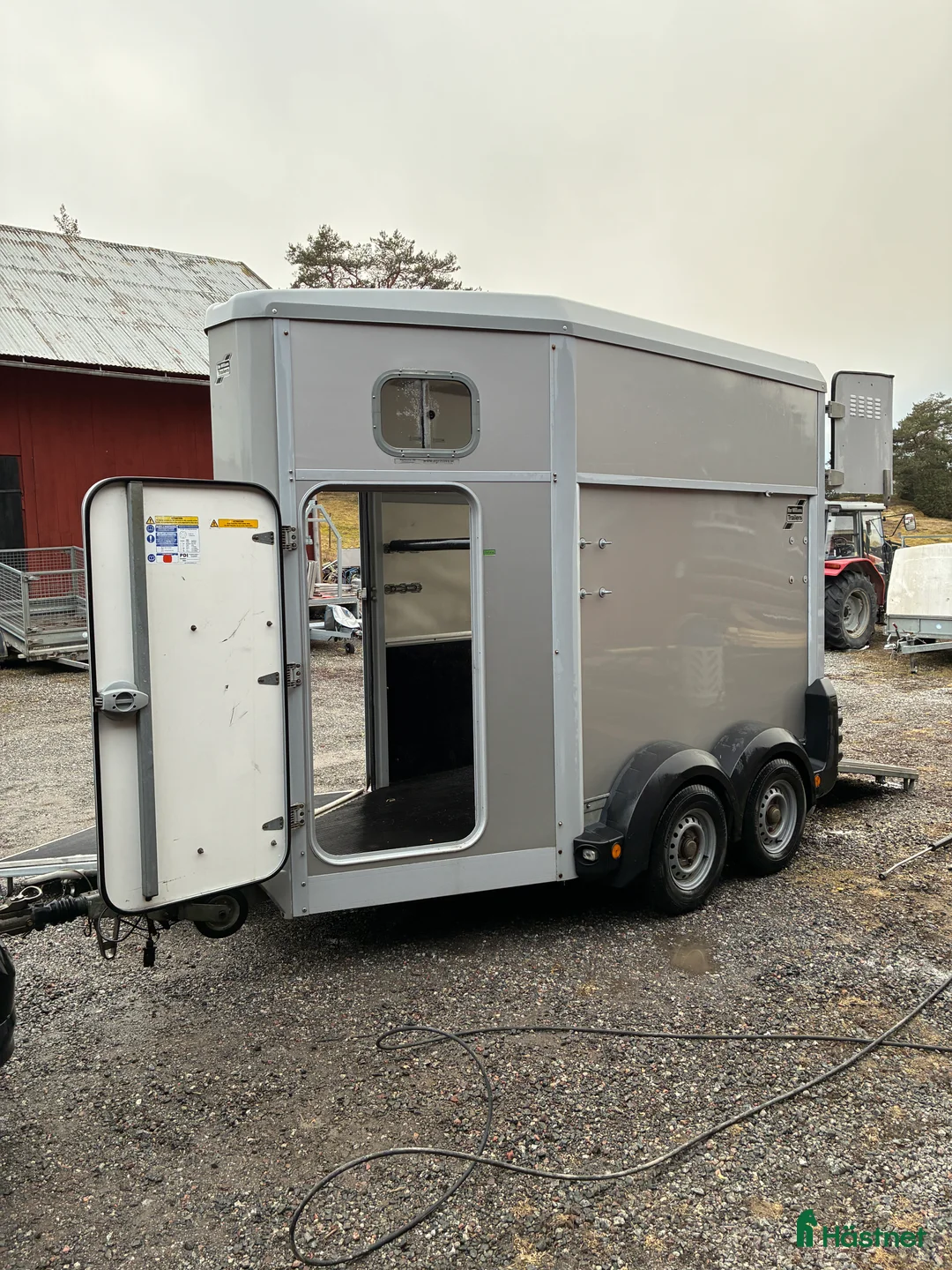 Hästtransporter  fordon & transport till salu: I for Williams hb403r - Annons 2