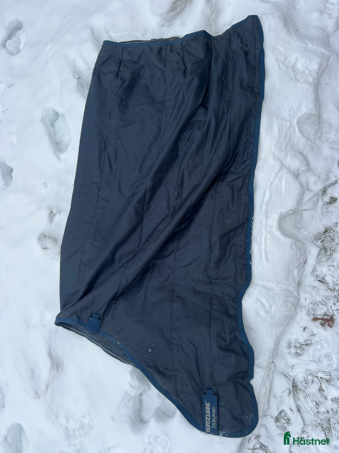 Täcken hästutrustning till salu: HW täcken stl 125 i Enköping - Annons 4