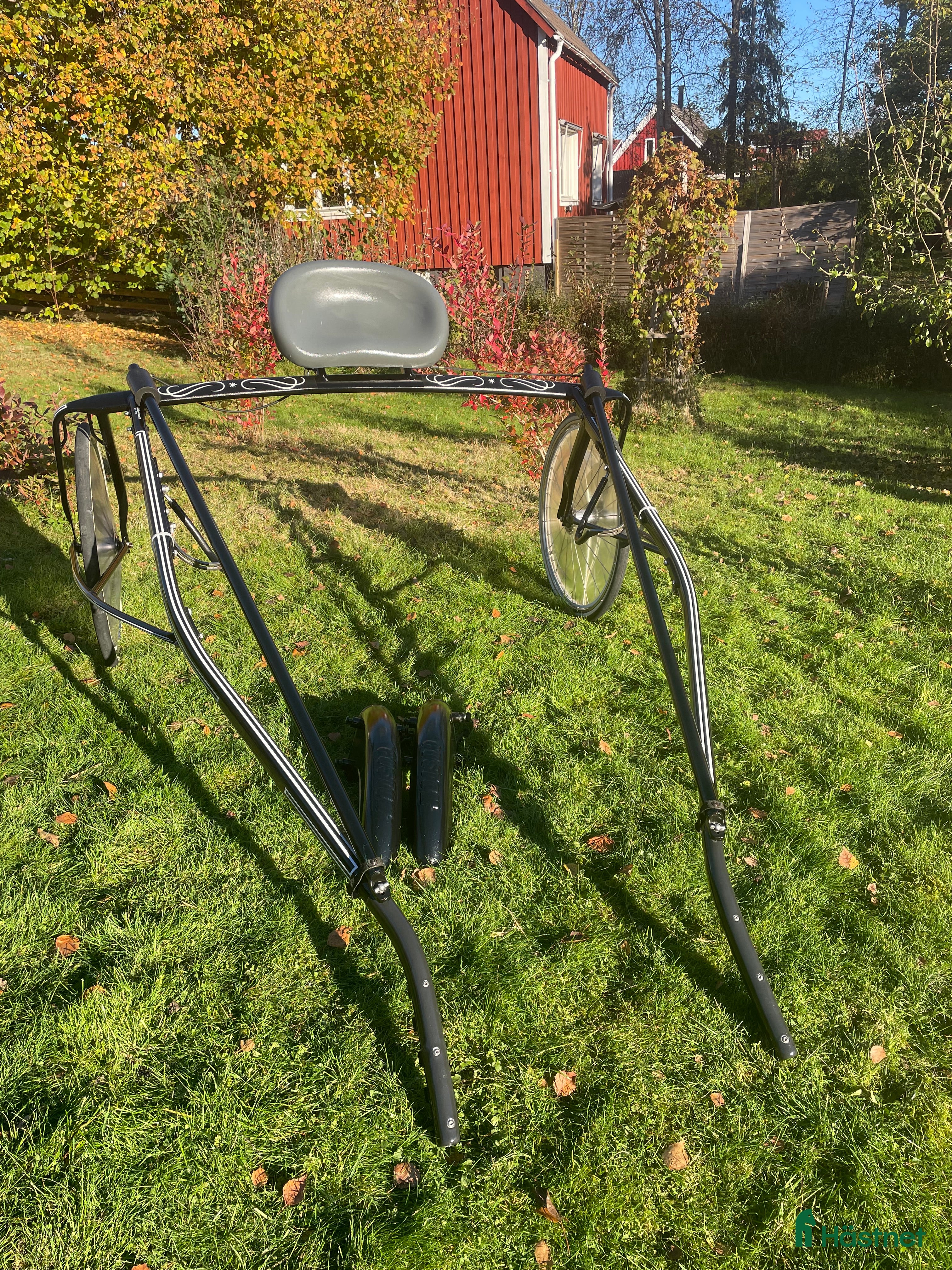 Travsulkys trav till salu: Fin Custom Multiflex i Skattkärr - Annons 1