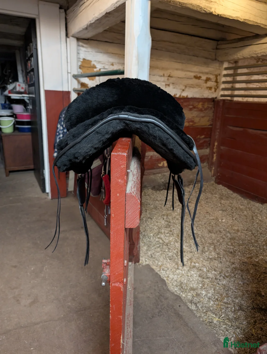 Sadlar hästutrustning till salu: Barefoot happy Valley  - Annons 2