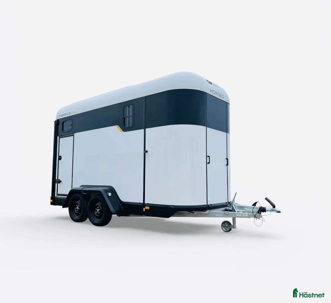 Hästtransporter  fordon & transport till salu: Forzab EQ3R Finns i lager! i Klippan - Annons 1