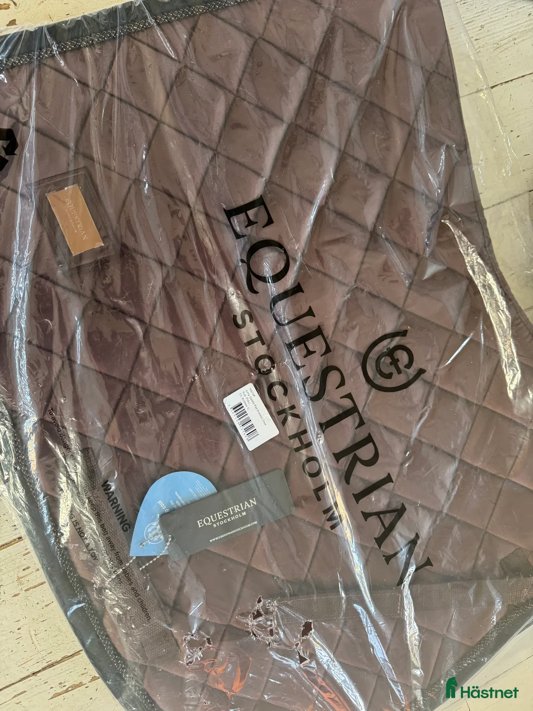 Schabrak & Vojlockar hästutrustning till salu: Equestrian Stockholm Hopp Schabrak - Endless glow i Örkelljunga - Annons 1