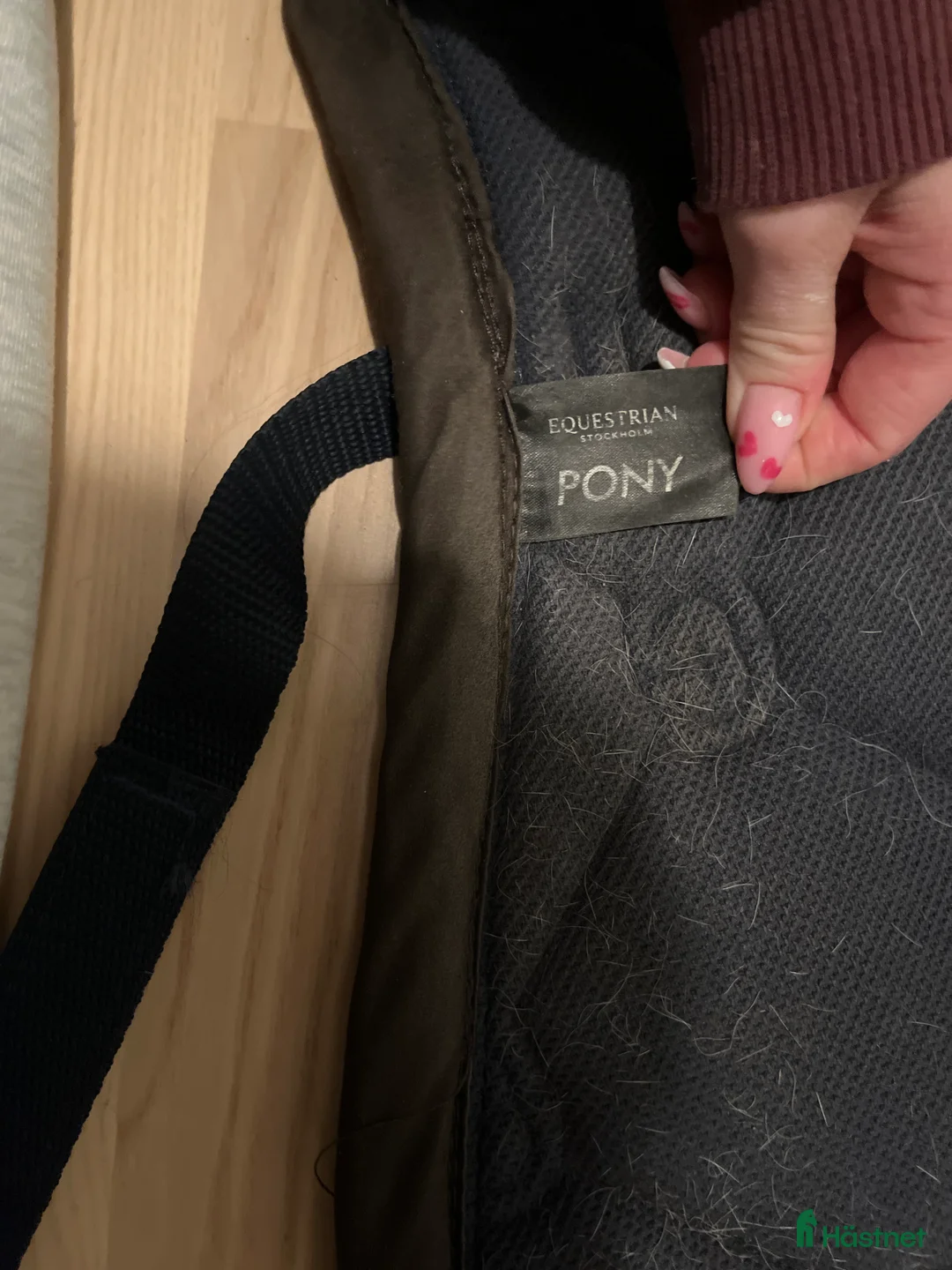 Schabrak & Vojlockar hästutrustning till salu: Equestrian Stockholm royal classic  i Åkersberga - Annons 4